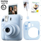 Resim Fujifilm Instax Mini 12 Mavi Fotoğraf Makinesi - 20'li Film - Kıskaçlı Resim Standı ve Silikon Kılıf Seti 