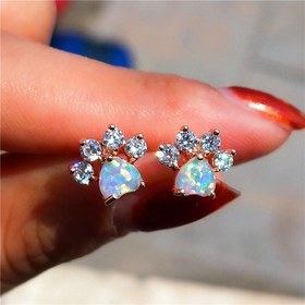 Resim Sevimli Hayvan Pati Tasarımı, Parlak Süslemeler ile Kulak Çivi, Günlük Rahat Giyim, Parti Gecesi, Tüm Mevsimler için Sevimli Y2K Stili Kadın Takıları, Ana Malzeme: Bakır, Kulak İğnesi Malzemesi: Bakır 