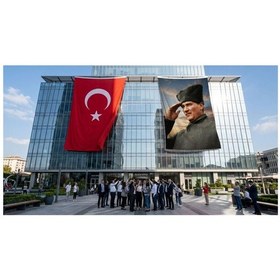 Resim Selam Veren Ulu Önder Gazi Mustafa Kemal Atatürk Bayrak Ve Türk Bayrağı Premium Raşel Kumaş 2'li Set 10x15 Metre Ata63 Diğer 