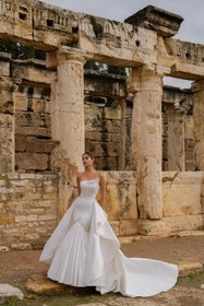 Resim Cleopatra Asimetrik Yaka Entegre Etekli Balık Gelinlik - Kırık Beyaz / 34 