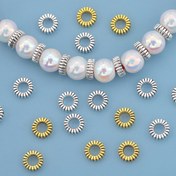 Resim 160 adet/80 adet Ayçiçeği Büyük Delikli Aralayıcı Boncuklar 7mm Vintage Yuvarlak Gevşek Aralayıcı Boncuklar Çift Taraflı Desenli İpli Delik Dağıtıcı Boncuklar Dekoratif Düz Delikli Düz Pedi Üç Boyutlu Oymalı Boncuklar Takı DIY Bilezikler, Kolyeler, Halhallar, Küpeler, Saç Aksesuarları, Kolye Telefon Zincirleri, Anahtarlıklar, Giysi Aksesuar El Sanatları Malzemeleri için Uygun 