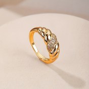 Resim Romantik ve Lüks Kadınlar için Hafif Lüks Kruvasan Esintili Yüzük - Tek Şık Parça, Mükemmel Tatil Hediyesi veya Kişisel Kullanım İçin, Çok Yönlü ve Çekici Üst Seçim Aksesuar 