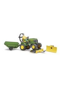 Resim Bruder John Deere Çim Biçme Traktörü Ve Bahçıvan 