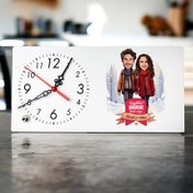 Resim Karda Yürüyüş ve Aşkımız Karikatürlü Masa Saati 