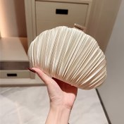 Resim Altın Tonlu Saplı, Polyester Astarlı, Tokalı Şık Kırmızı Kabuk Şekilli Akşam Çantası - Düğünler, Partiler ve Anneler Günü Hediyesi İçin İdeal 