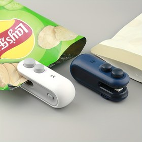 Resim 1 adet Paketleme Çantası Kapakçı, Dahili Manyetik USB Şarj Edilebilir Pil ile, Taşınabilir Mini Kapakçı, Piknik ve Seyahat için, El Basılmış Plastik Kapaklama Makinesi, Çanta Kapatma Sihirli Aracı, Patates Çip Çantası, Kurabiye Çantası, Atıştırmalık Çantası, Yeniden Kapama İçin Uygun, Şarj Kablosu ile Birlikte Gelir, 16W Güç, Ev ve Seyahat Kullanımı İçin Çok Uygun 