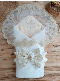 Resim Yenidoğan Kuzulu Taç Nakış Güpürlü Fiyonklu Duvaklı Prizma Taş Unisex Kundak Bebek Battaniyesi Ekru Renkli Çok Renkli 