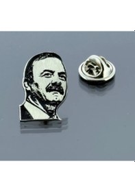 Resim Yavuz Ağıralioğlu Yüzü Yaka Rozeti 925 Gümüşten Üretilmiştir. Gümüş 