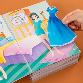 Resim Kızlar için tasarlanmış bir yapışkanlı kitap, çocukların el sanatları ve etkinlikleri için tasarlanmış, odaklanma ve öğrenmeyi teşvik eder. Doğum günleri, Noel, okul etkinlikleri ve genç kızlar için mükemmel bir hediye. Çin versiyonu, kızlar için oyuncak, meşgul kitap 