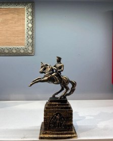 Resim Dekoratif Polyester Atatürk Onur Anıtı Heykeli Gold Eskitme 