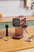 Resim Karaca Mycaffee Barista S20 Entegre Süt Hazneli Otomatik Espresso ve Latte Makinesi Copper 