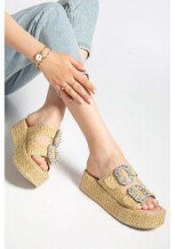 Resim Kadın Dolgu Topuklu Terlik Bej İki Bantlı Kare Taşlı Tokalı Kaplama Taban-4048 Bej 