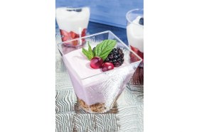 Resim Beysüs Kübik Prizma Kase Mika Plastik Şeffaf Kapaklı Sunum Kabı 24 Lü 240 cc 