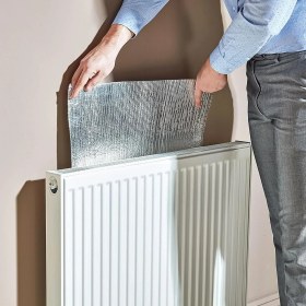 Resim Eryatex 7 mt Kalorifer Radyatör Arkalığı Isı Yalıtımı İzalasyon Levhası Petek Arkası Alüminyum Folyo 7MTX1MT 