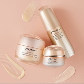 Resim Shiseido Benefiance Cilt Yenilenmesini Artırıcı, Kırışıklıkları Hızlı Azaltıcı Göz Bakım Kremi 15ml 