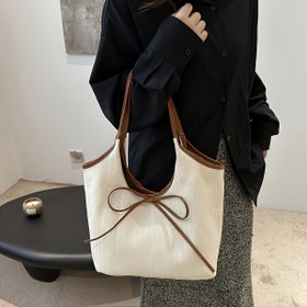 Resim Kadınlar için şık kahve kahverengi bow-tie omuz çantası - Geniş hemp tote, manyetik kapanış, sabit askılı tasarım, iş veya günlük kullanım için mükemmel 