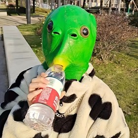 Resim Klasik Hayvan Temalı Lateks Maske - Yeşil Balık Baş Kostümü Erkekler ve Kadınlar İçin, Noel, Cadılar Bayramı, Mezuniyet, Aziz Patrik Günü, Ulusal Özgürlük Günü İçin Tuhaf ve Eğlenceli Yenilik Maskesi - Elektriksiz Çok Yönlü Giyim 