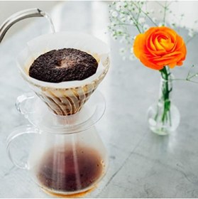 Resim markentegra V60 02 Cam Demleme Seti - Filtre Kâğıdı ve Ölçü Kaşığı ile 