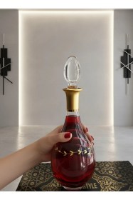 Resim Paşabahçe Sarmaşık 24 Ayar Altın Yaldızlı Köşeli Taban Dekorlu Karaf El Yapımı Sunum Şişesi 