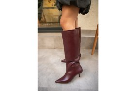 Resim Laminta Polka Bordo Deri Kadın Sivri Burun Düz Çizme 