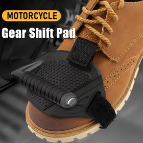 Resim 1 Paket Motosiklet Vites Kaydırmaz Ped - Güçlendirilmiş Tutma Sırtları ile Ayarlanabilir Kaymaz Ayakkabı Kılıfı, Dayanıklı Tekstil Olmayan Malzeme, Sürücü Güvenliği ve Konforu için Makinede Yıkanabilir Siyah Bot Koruyucu, Güvenli Kayış Tasarımı | Dokulu Tutuş Yüzeyi 