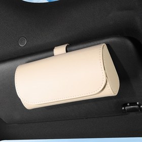 Resim Araba Güneşlik Moda Gözlük Tutucu – Bej, Zararsız Kurulum, Araç Güneşlik için Çok Fonksiyonlu Gözlük Klipsi, Araba Aksesuarı | Dikiş Detayları | Güvenli Uyum Bağlantısı, Araba için Moda Gözlük Tutucu 