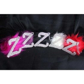 Resim Swarovski Gümüş Taşlı Dikiz Ayna Kolye Süsü Beyaz Tüylü Z Harfi 