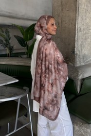 Resim Seasons Of Garden Desen Şal Mocha 