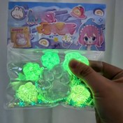 Resim Dreamy Glow Cat Paw Sıkıştırma Oyuncak 5 + 1! Yumuşak Silikon, Luminous Tasarım, Otomatik Karanlıkta Parlayan, Beş Stil ile Bir Gizli, Eğlenceli ve Keyifli, Her Sıkıştırma Stresi Açığa Çıkarır, Kediler için Bu Şık Stiller O kadar Yönlendirici, Ev Eğlencesi veya Ofis Uykuları için Uygun, Her Şey İçin Mükemmel Bir Arkadaş 