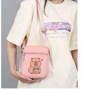 Resim Kadınlar için Sevimli Kapibara Baskılı Crossbody Çanta - Büyük Kapasiteli Pembe Oxford Kumaş Omuz Çantası, Ayarlanabilir Askı & Fermuarlı Kapatma, Günlük Kullanım İçin Elde Yıkanabilir Casual Çanta, Dayanıklı Polyester Astar 