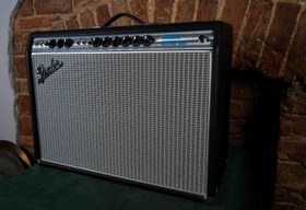 Resim Fender '68 Custom Vibrolux Reverb Elektro Gitar Amfisi (2.El) 
