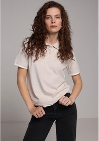 Resim Colin's Colins Regular Fit Yuvarlak Yaka Nakışlı Kadın Bej Kısa Kol Tişört Cl1079303 Q1.v2 Beı 