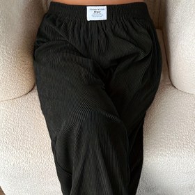 Resim Plus Beden, Kadınlar İçin Şık Geniş Paça Pantolon - Siyah - Her Mevsim Kullanıma Uygun Düz Kesim Tasarım & Minimalist Tarz, Günlük ve Özel Günler için Ofis Kıyafetleri - Saydam Olmayan Kumaş, Rahat Kesim, Dayanıklı Yapı, Stil Sahibi Alt Giyim 