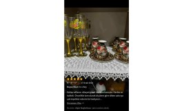 Resim Kaizen Carpet Vintage Sınırlı Üretim Özel Seri Saten Raf Örtüsü - Krem 55 cm Derinlik x 10 mt Boy Gold Su Taşı Detaylı Lüks Saten Kapitone Raf Örtüsü / Çekmece Örtüsü / Dolap İçi Örtü 