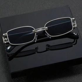 Resim 1 adet Kadın Retro Kare Gözlük - Siyah Renkli Tintli Camlı, Rahat Kıyafet ve Günlük Moda için Mükemmel, Günlük Moda Gözlükleri | Minimalist Gözlükler | Metal Kilitler 