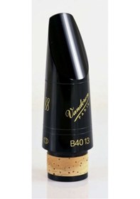 Resim Vandoren Cm4078 B40 Profil 88 Serie 13 Bb Klarnet Bek'i A 440hz Profesyonel - Tekli Serie 13 Özel Akordu, Profil 88 Ergonomik Gaga Açısı, Zengin Ve Odaklanmış Ton Uyum: Amerikan Standart Akordu A 440hz İsteyen Sib Klarnetler 