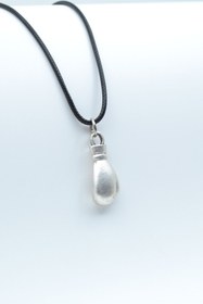 Resim Bu Farklı Gücü Temsil Eden Boks Eldiven Kolye Deri İp Detaylı Gümüş Kaplama Unisex 