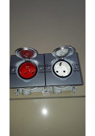 Resim 089702 Legrand Paslanmaz Çelik Ip44 Özel Donatılmış Döşeme Priz 