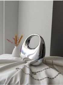 Resim Vivazzaluxe Modern Tasarım Oval Tutmalı Küçük Boy Kadın Abiye El, Omuz Çanta Gümüş 