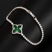 Resim Şık ve Lüks Yeşil Dört Yapraklı Çiçek Şeklinde Bakır Kakmalı Sentetik Zirkonya Bilezik, Günlük Giyim için Mükemmel ya da Tatil İçin Hediye 