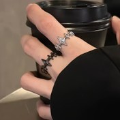 Resim 2 Adet Gotik Punk Haç Yüzük Seti, Hafif Lüks Siyah Beyaz Meteor Yüzükler - Koyu Estetik Uniseks Çift Takı, Günlük Giyim ve Şık Tatil Hediyesi 