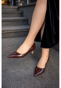 Resim Novas Rugan Taşlı Topuk Detaylı Kadın Topuklu Ayakkabı Akahve Rugan Acı Kahverengi 