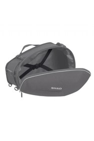 Resim Shad GENİŞLEYEBİLİR MOTOSİKLET YAN ÇANTA SETİ 2 KASK İÇİN 46-58 LT UNIVERSAL 