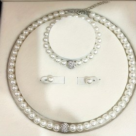 Resim İmitasyon inci kolye, eşleşen küpe ve bilezik takı seti 