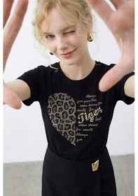 Resim Shade Kadın Leopar Kalp Taş İşlemeli Bisiklet Yaka Regular Fit T-shirt 2210 60283976 - Siyah 