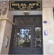 Resim Kurt Reklam Dünyası Apartman levhası 60x30 ebatların kompozit malzeme üzeri altın rengi gold folyo uygulama 