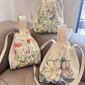 Resim Çiçek Desenli Bağcıklı Sırt Çantası - Şık Pastel Çiçek Tasarımı, Sabit Omuz Askıları, Polyester Örgü, Bahar Kıyafetleri İçin Mükemmel, Sevimli Sırt Çantaları 
