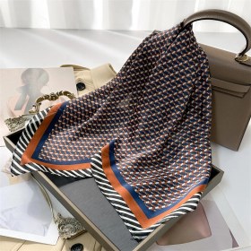 Resim Jump Rabbit Çizgili Eşarp Ipek Eşarp 70CM Küçük Kare Kafa Bandı Saç Türbanı Kravat Çanta (Yurt Dışından) 