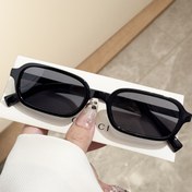 Resim 1 Çift Retro Dikdörtgen Hafif Kadın Moda Gözlükleri, Siyah PC Çerçeve ve Lens, Günlük Moda için Şık Sokak Giyim Aksesuarı, Gözlük Aksesuarları 