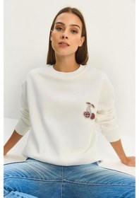 Resim Shade Kadın Bisiklet Yaka Kiraz Taş İşlemeli Üç İplik Şardonlu Sweatshirt 60601047 - Beyaz 